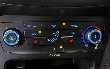 Ford Focus III, 2017 год, 1 049 000 рублей, 24 фотография