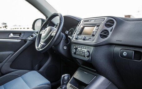 Volkswagen Tiguan I, 2013 год, 1 398 000 рублей, 23 фотография