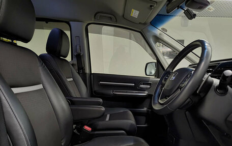 Honda Stepwgn IV, 2019 год, 2 870 000 рублей, 13 фотография