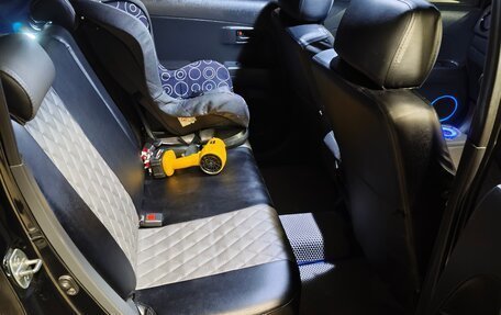 Toyota bB II рестайлинг, 2010 год, 1 270 000 рублей, 24 фотография