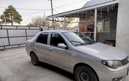 Fiat Albea I рестайлинг, 2012 год, 530 000 рублей, 2 фотография