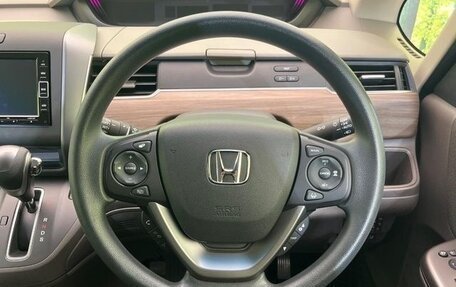 Honda Freed II, 2022 год, 1 550 000 рублей, 13 фотография