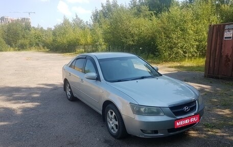 Hyundai Sonata VI, 2005 год, 350 000 рублей, 3 фотография