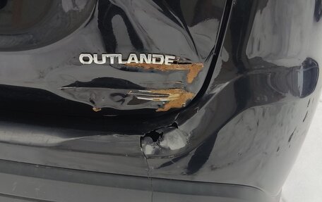 Mitsubishi Outlander III рестайлинг 3, 2016 год, 1 320 000 рублей, 5 фотография