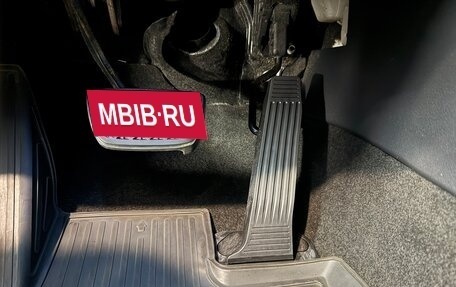 Toyota RAV4, 2019 год, 3 700 000 рублей, 15 фотография