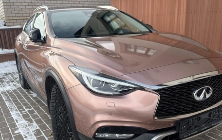 Infiniti QX30, 2017 год, 2 700 000 рублей, 3 фотография
