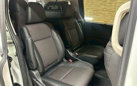 Honda Freed II, 2020 год, 1 500 000 рублей, 4 фотография