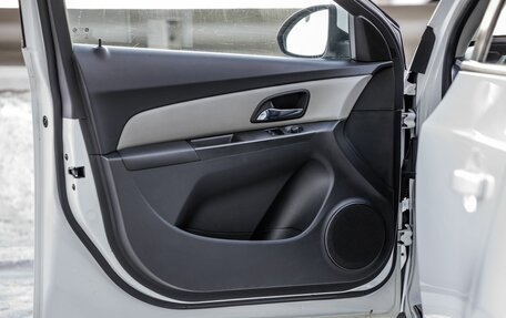 Chevrolet Cruze II, 2013 год, 1 048 000 рублей, 12 фотография