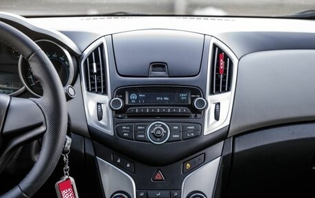 Chevrolet Cruze II, 2013 год, 1 048 000 рублей, 22 фотография