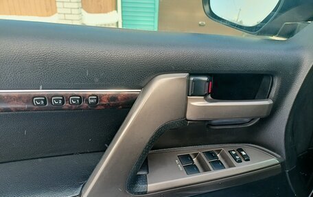 Toyota Land Cruiser 200, 2011 год, 3 800 000 рублей, 13 фотография