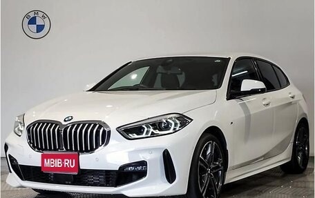 BMW 1 серия, 2021 год, 1 550 000 рублей, 1 фотография