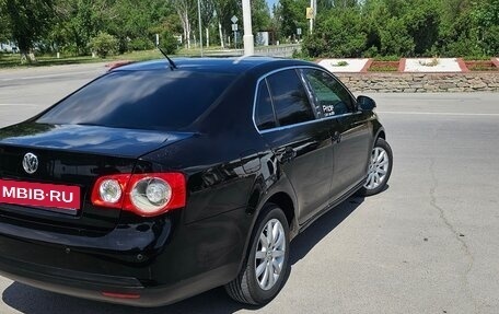 Volkswagen Jetta VI, 2007 год, 550 000 рублей, 2 фотография