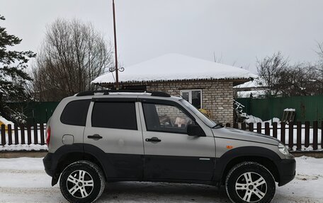 Chevrolet Niva I рестайлинг, 2010 год, 465 000 рублей, 10 фотография