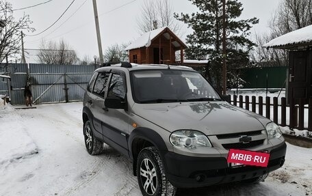 Chevrolet Niva I рестайлинг, 2010 год, 465 000 рублей, 11 фотография
