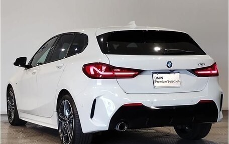 BMW 1 серия, 2021 год, 1 550 000 рублей, 6 фотография