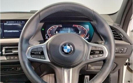 BMW 1 серия, 2021 год, 1 550 000 рублей, 12 фотография