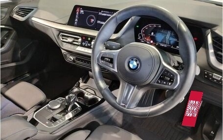 BMW 1 серия, 2021 год, 1 550 000 рублей, 11 фотография