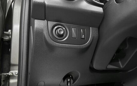 Renault Sandero II рестайлинг, 2019 год, 1 245 000 рублей, 20 фотография