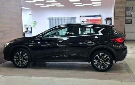 Infiniti QX30, 2017 год, 2 400 000 рублей, 4 фотография