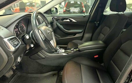 Infiniti QX30, 2017 год, 2 400 000 рублей, 13 фотография