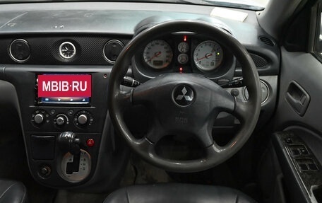 Mitsubishi Airtrek, 2002 год, 480 000 рублей, 12 фотография