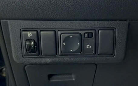 Nissan Tiida, 2008 год, 645 000 рублей, 13 фотография