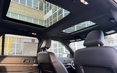 Ford Explorer VI, 2018 год, 3 650 000 рублей, 14 фотография