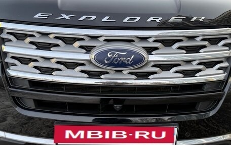 Ford Explorer VI, 2018 год, 3 650 000 рублей, 34 фотография