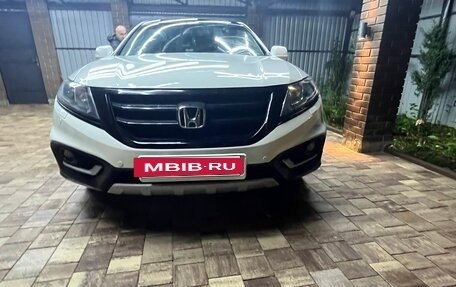 Honda Crosstour I рестайлинг, 2014 год, 1 799 000 рублей, 17 фотография