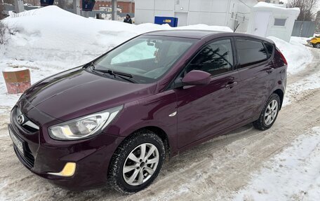 Hyundai Solaris II рестайлинг, 2012 год, 589 000 рублей, 16 фотография