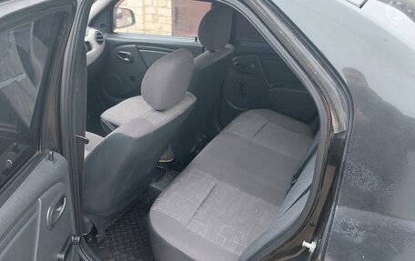 Renault Logan I, 2010 год, 390 000 рублей, 4 фотография