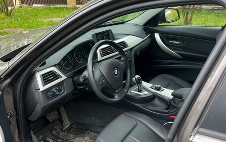 BMW 3 серия, 2014 год, 1 900 000 рублей, 3 фотография