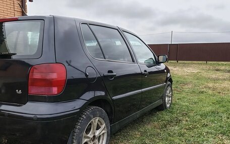 Volkswagen Polo III рестайлинг, 2001 год, 250 000 рублей, 1 фотография