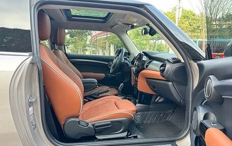 MINI Hatch, 2022 год, 2 430 000 рублей, 8 фотография