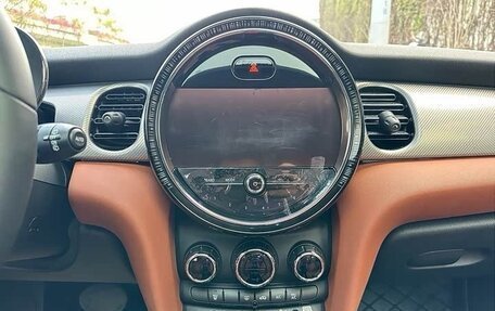 MINI Hatch, 2022 год, 2 430 000 рублей, 12 фотография