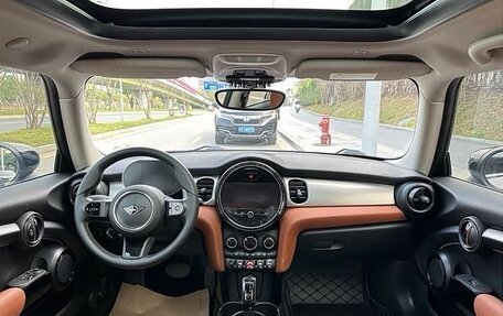 MINI Hatch, 2022 год, 2 430 000 рублей, 10 фотография