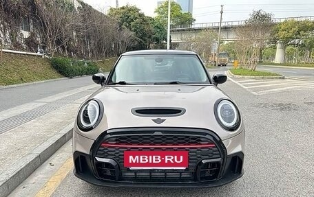 MINI Hatch, 2022 год, 2 430 000 рублей, 2 фотография