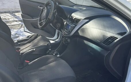 Hyundai Solaris II рестайлинг, 2016 год, 790 000 рублей, 7 фотография