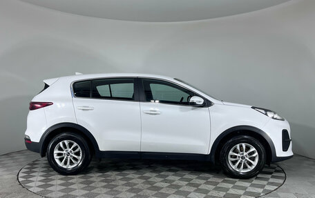 KIA Sportage IV рестайлинг, 2018 год, 1 999 000 рублей, 4 фотография