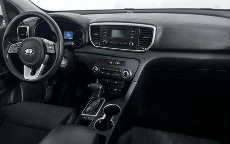 KIA Sportage IV рестайлинг, 2018 год, 1 999 000 рублей, 9 фотография