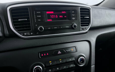 KIA Sportage IV рестайлинг, 2018 год, 1 999 000 рублей, 11 фотография