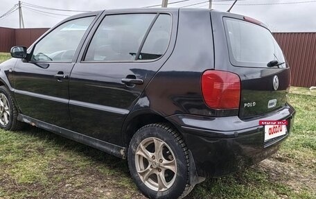 Volkswagen Polo III рестайлинг, 2001 год, 250 000 рублей, 3 фотография