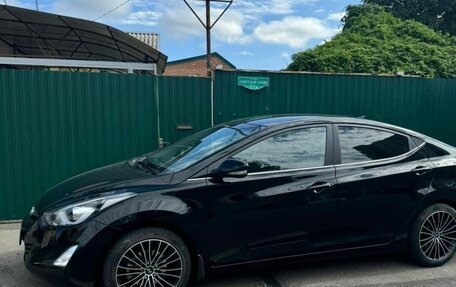 Hyundai Elantra V, 2015 год, 1 400 000 рублей, 2 фотография