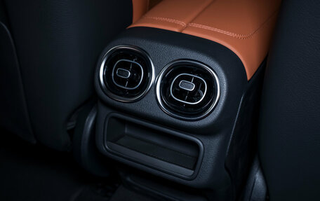 Mercedes-Benz GLC, 2025 год, 9 300 000 рублей, 29 фотография