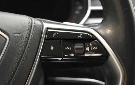 Audi A8, 2018 год, 4 975 000 рублей, 10 фотография