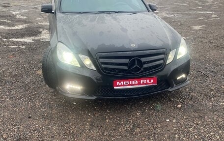 Mercedes-Benz E-Класс, 2010 год, 1 300 000 рублей, 1 фотография