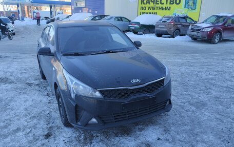 KIA Rio IV, 2021 год, 1 390 000 рублей, 1 фотография