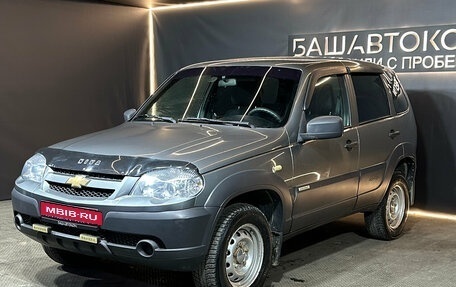 Chevrolet Niva I рестайлинг, 2017 год, 750 000 рублей, 1 фотография