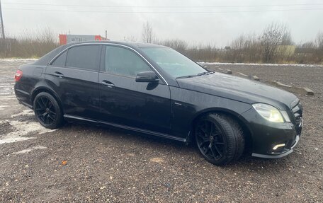 Mercedes-Benz E-Класс, 2010 год, 1 300 000 рублей, 5 фотография