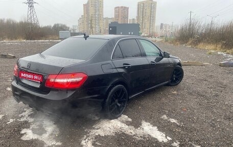 Mercedes-Benz E-Класс, 2010 год, 1 300 000 рублей, 8 фотография